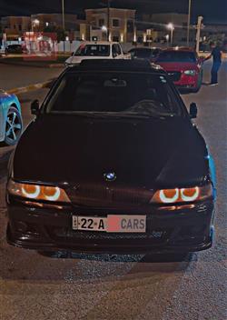 بی ئێم دەبڵیو سیریەس 5